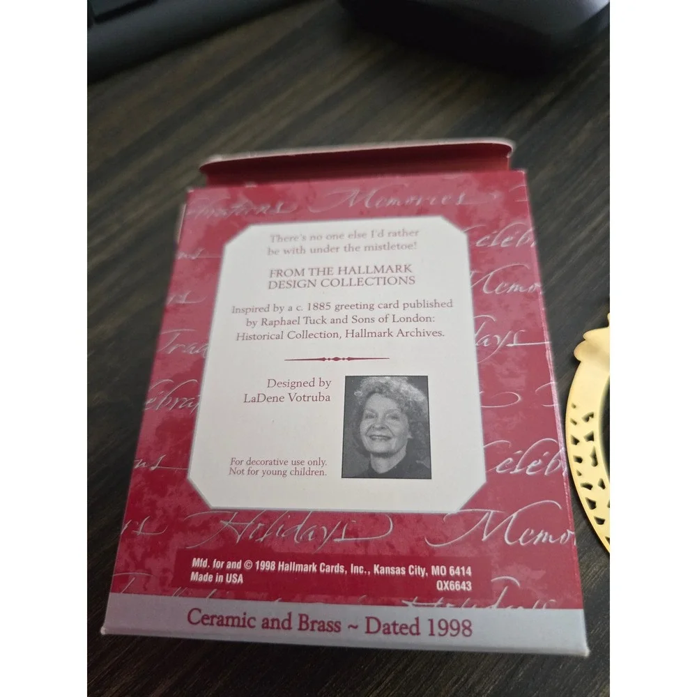 Hallmark Keepsake 1998 Our First Christmas‎ Together Archives Ornament QX6643